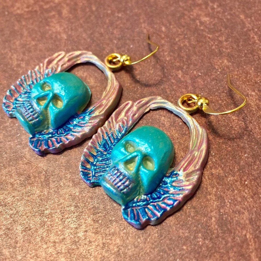 Handmade colorful winged skull earrings - Picture 8 of 8